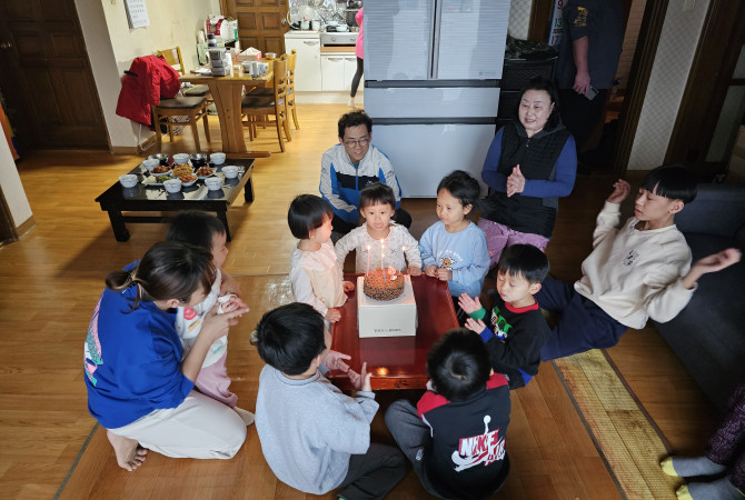 즐거운 '도가모임' 세 가정의 1월 생일파티
