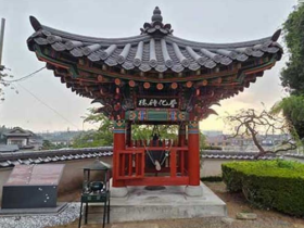 일본 치바현 관음사 ‘보화종루’와 위령비, 관동대지진 조선인 학살 100년의 기억을 잇다