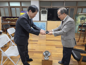 박인준 교령 포덕으로 김성군 해운대구의회 부의장 동천교구에 입교