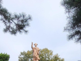 달성공원에 깃든 거목의 숨결: 수운 최제우 대신사와 시인 이상화